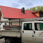Frisch eingedecktes Steildach